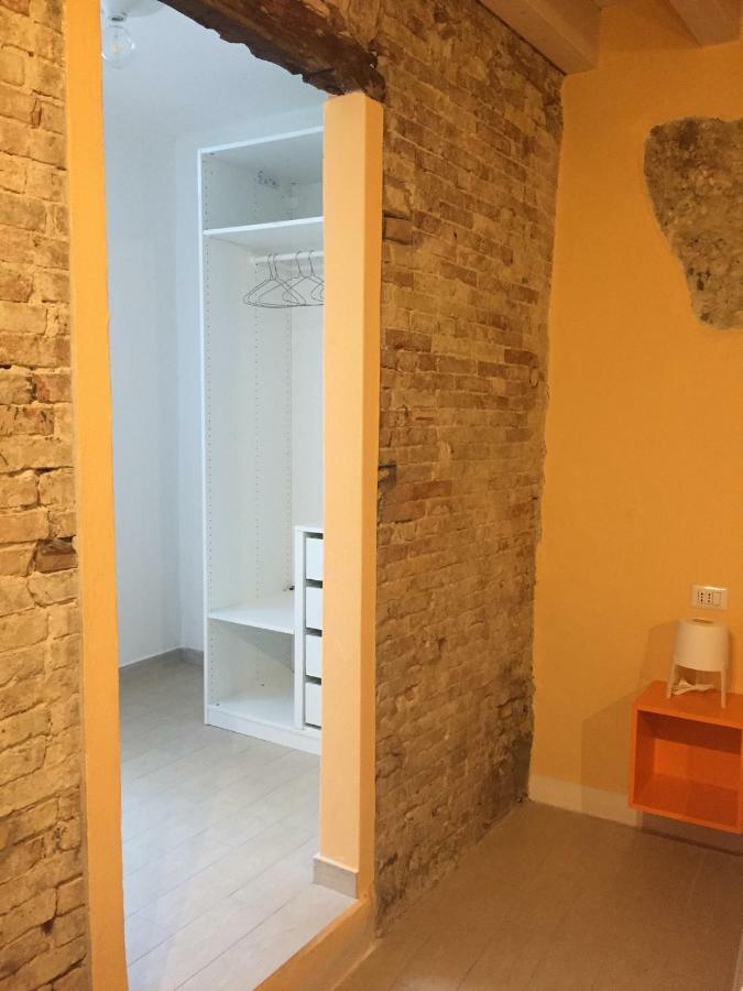 Al Corso Bed and Breakfast Cagliari Eksteriør billede
