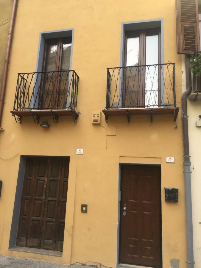 Al Corso Bed and Breakfast Cagliari Eksteriør billede