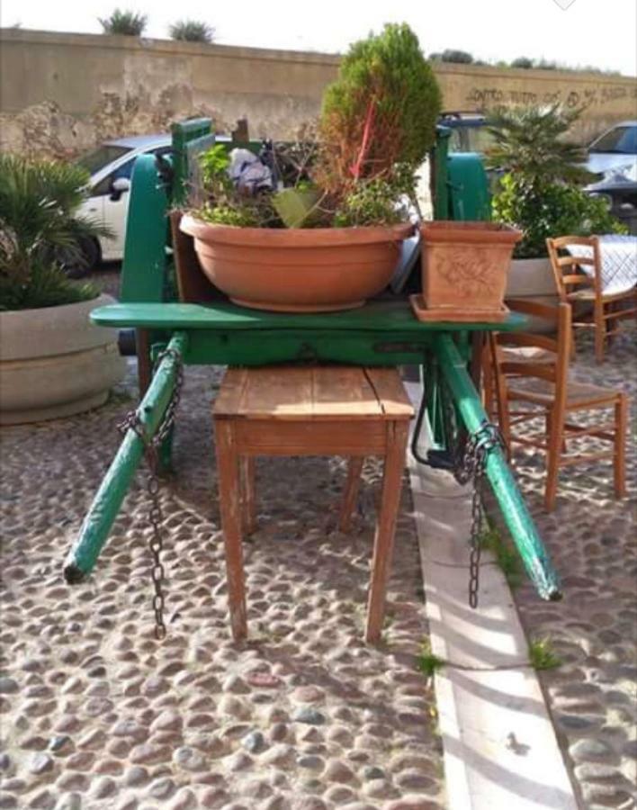 Al Corso Bed and Breakfast Cagliari Eksteriør billede