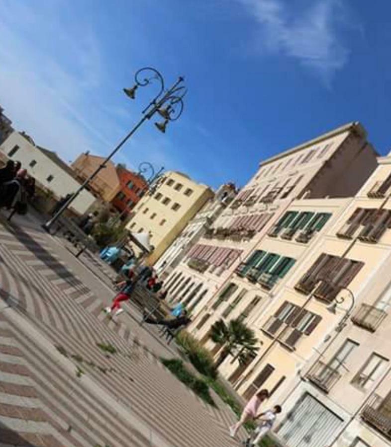 Al Corso Bed and Breakfast Cagliari Eksteriør billede